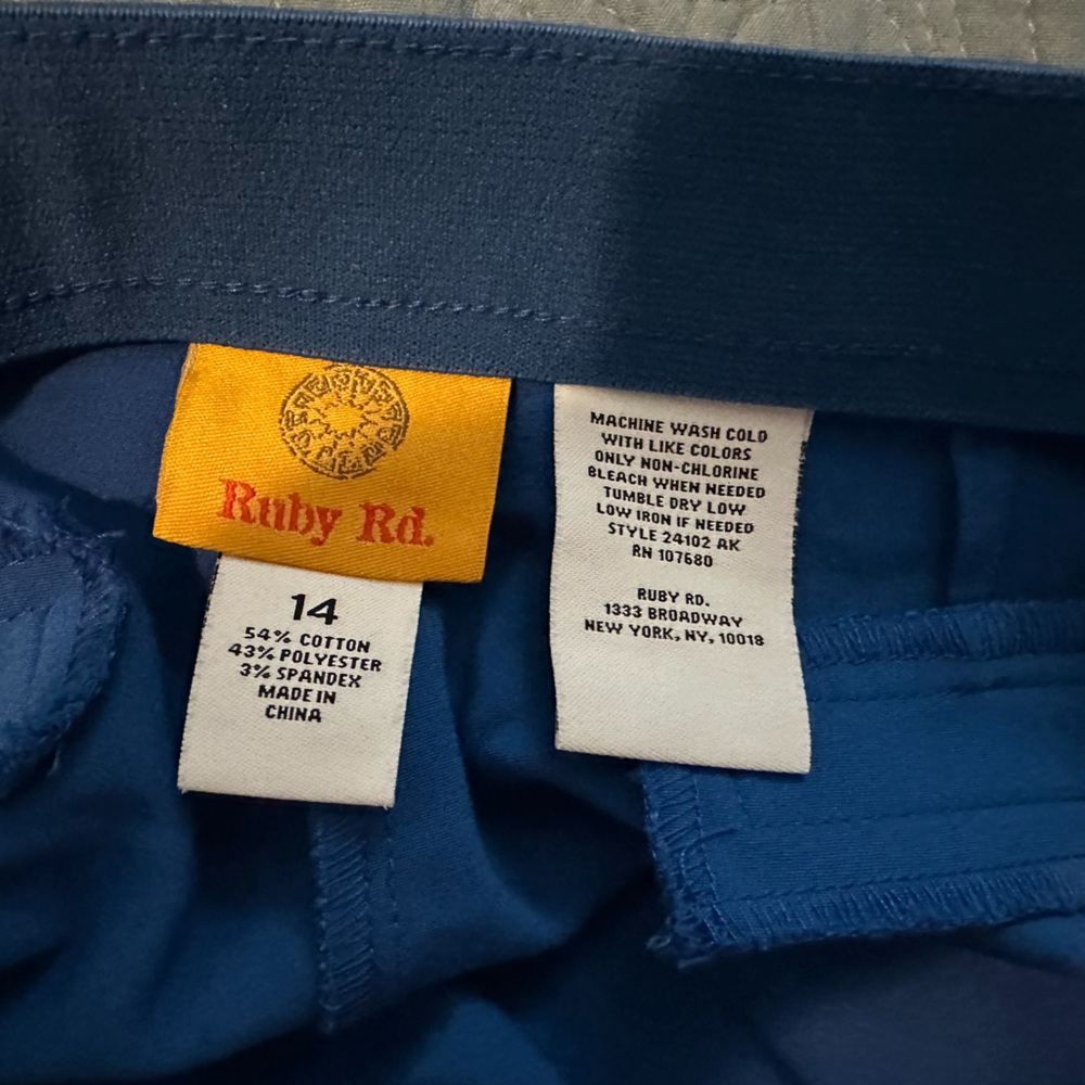Ruby Rd ankle pants 14 - Picture 4 of 4